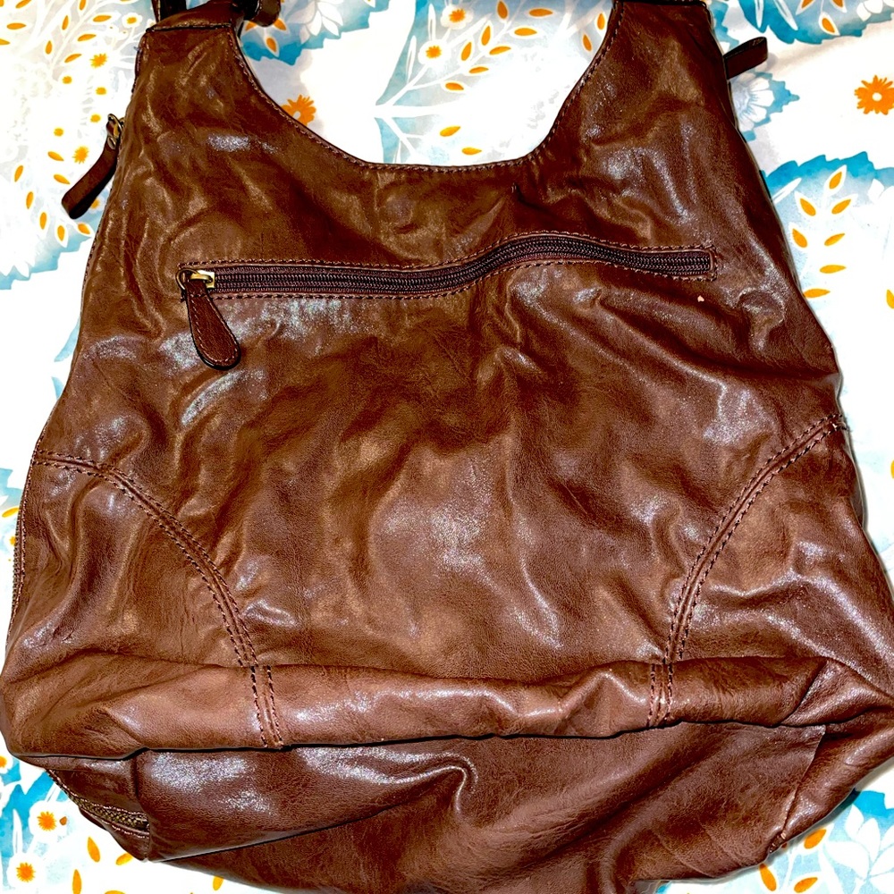 Purses - Picture 2 of 10